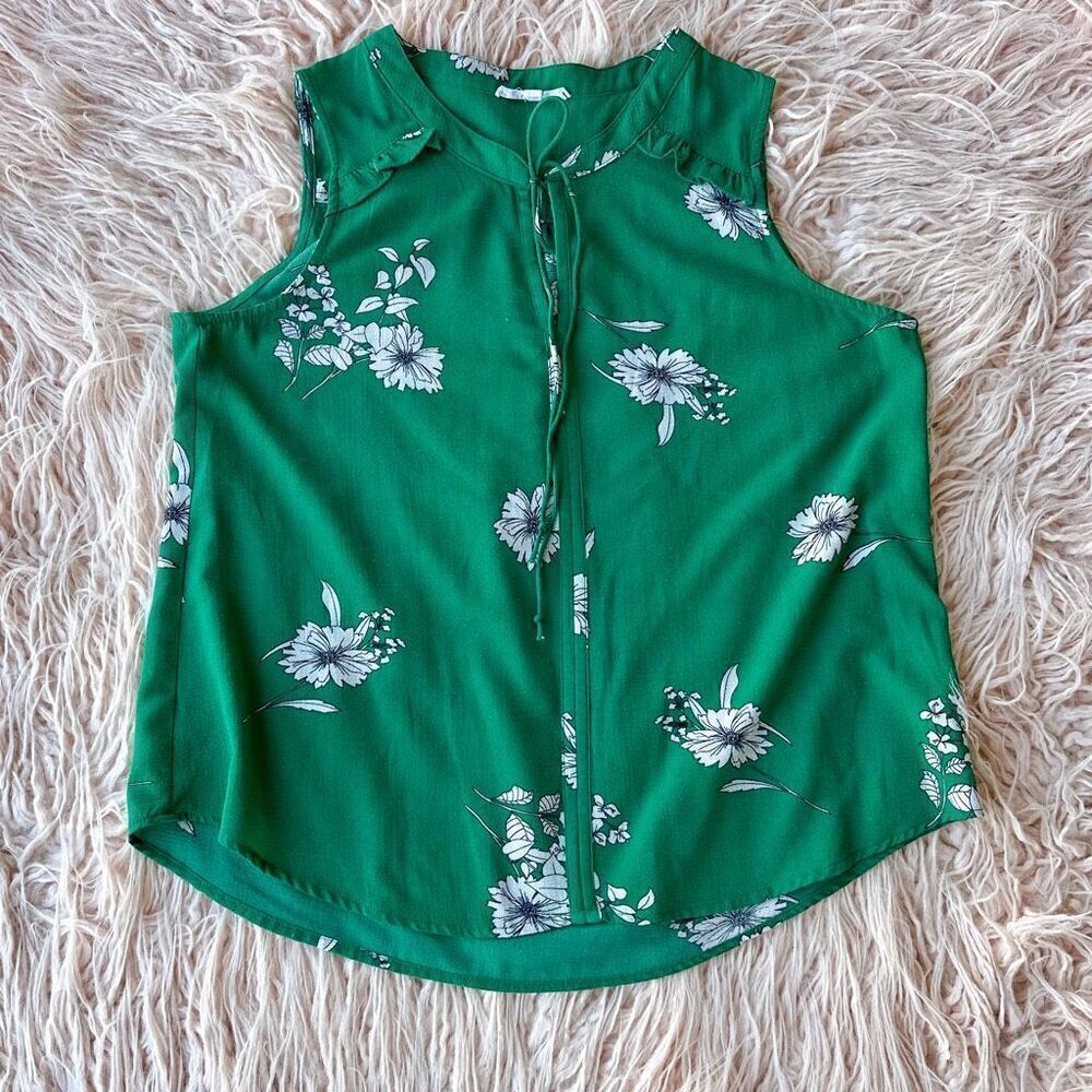 Green Sleeveless Blouse